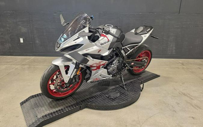 2024 Suzuki GSX 8R