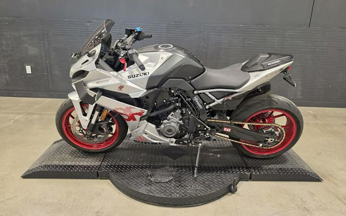 2024 Suzuki GSX 8R
