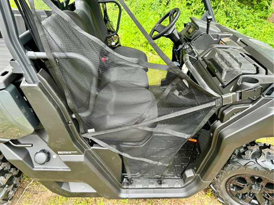 2024 Can-Am Defender XT HD9