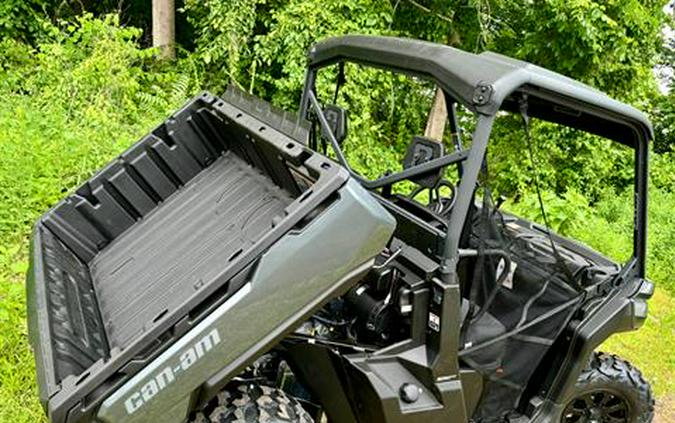 2024 Can-Am Defender XT HD9