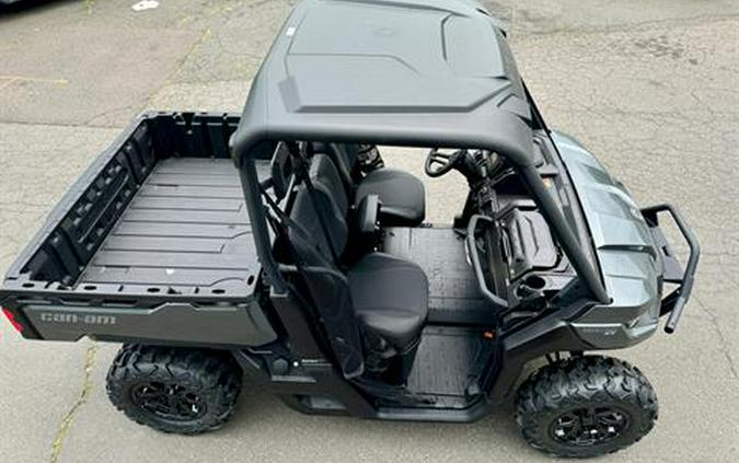 2024 Can-Am Defender XT HD9