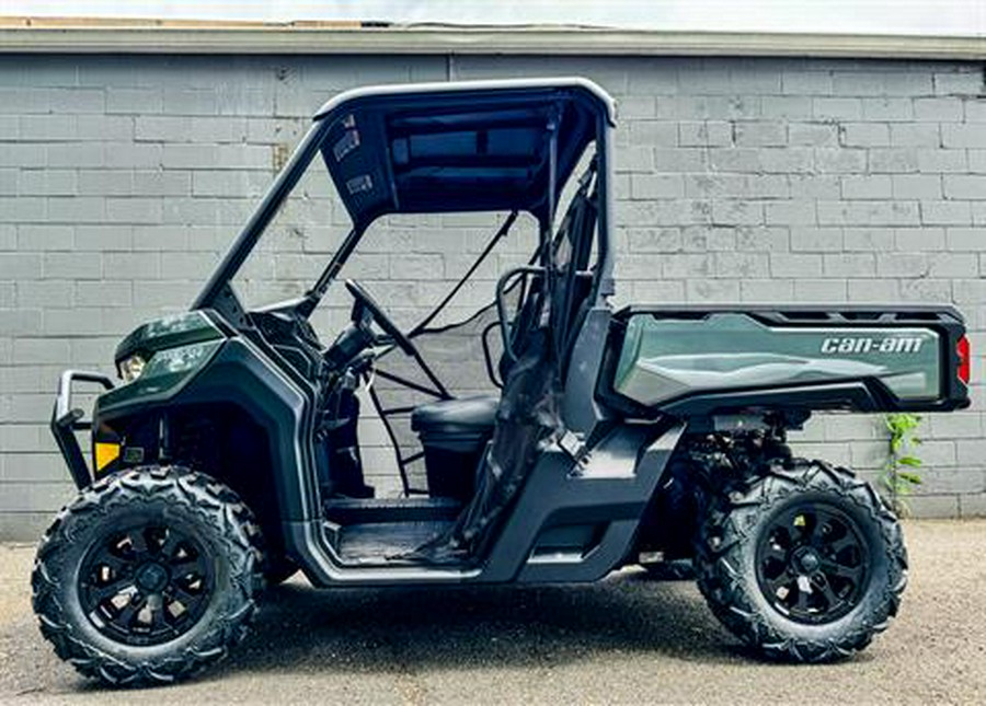 2024 Can-Am Defender XT HD9