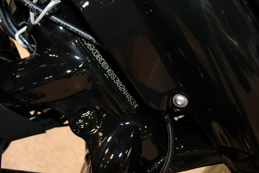 2025 Indian Motorcycle® Super Chief® Dark Horse® Moss Green