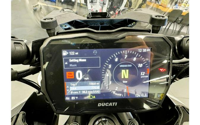 2023 Ducati Diavel V4 Thrilling Black