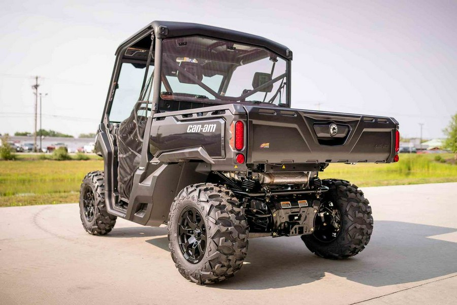 2024 Can-Am® Defender XT HD9