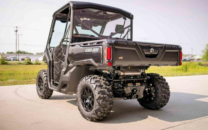 2024 Can-Am® Defender XT HD9