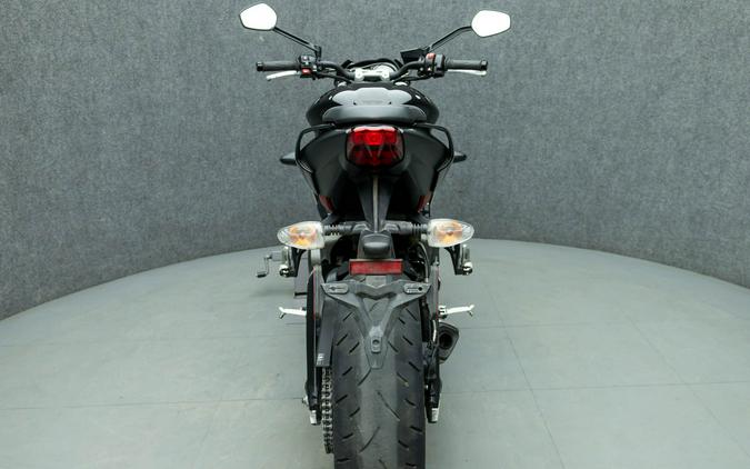 2022 TRIUMPH STREET TRIPLE R