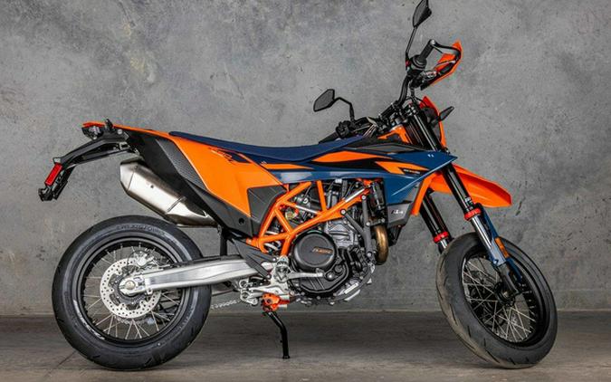2026 KTM SMC 690 R