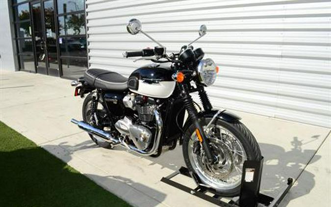 2024 Triumph Bonneville T120