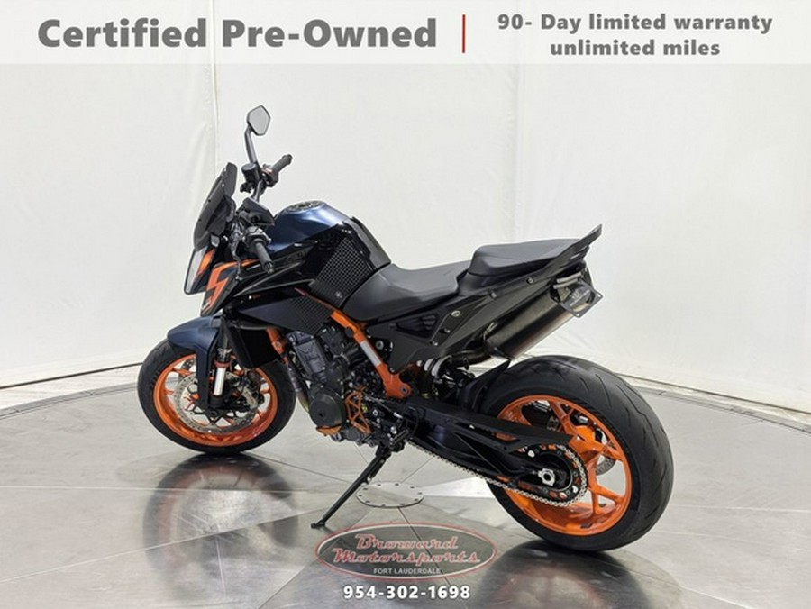 2022 KTM Duke 890 R