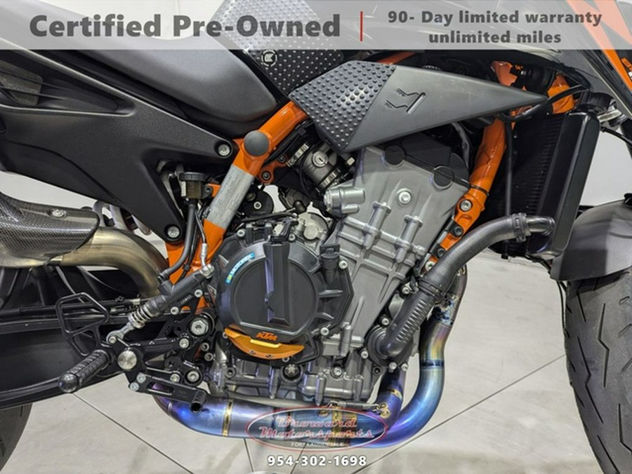 2022 KTM Duke 890 R