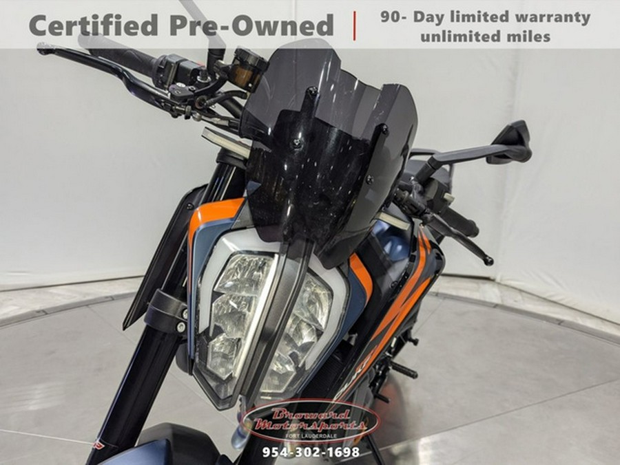 2022 KTM Duke 890 R