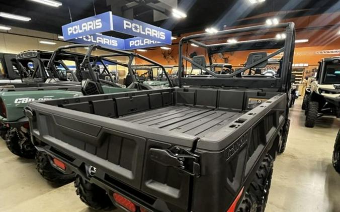 2026 Can-Am Defender 6X6 DPS HD10