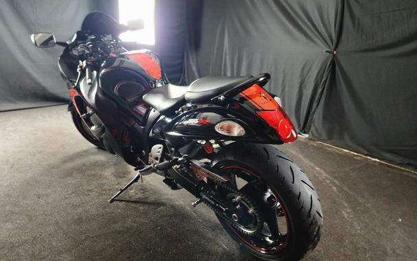 2018 SUZUKI GSX1300RA - F101166