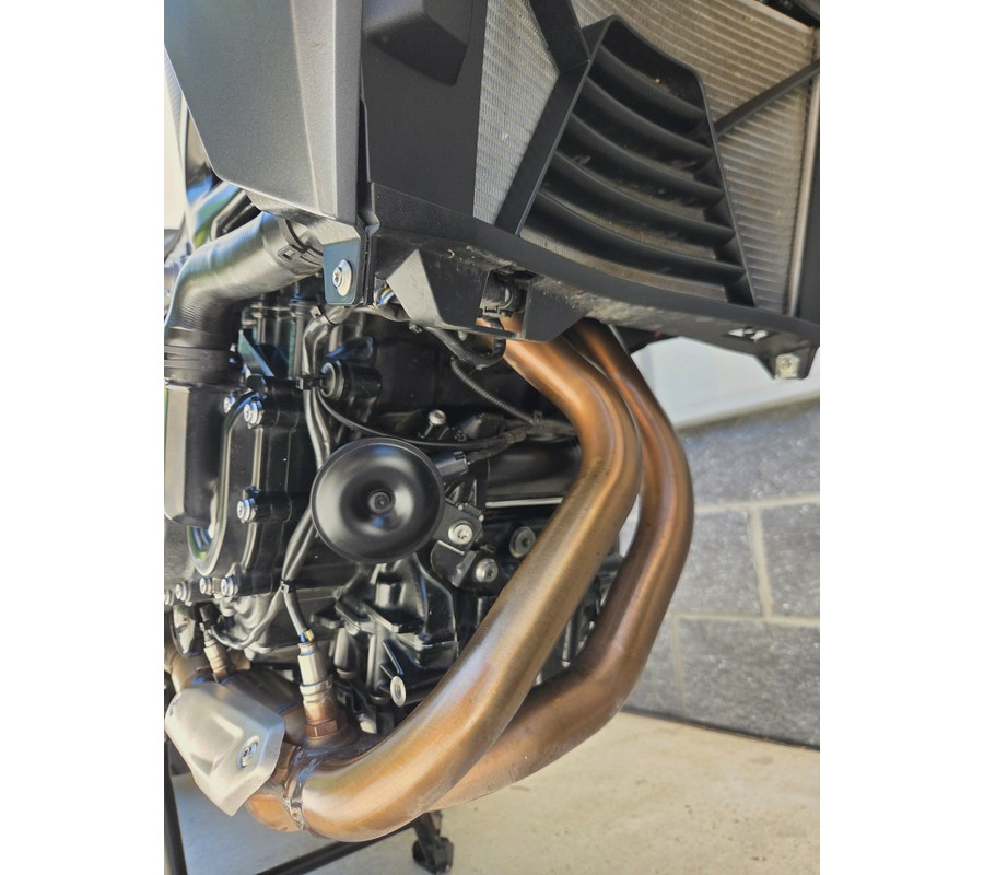 2025 BMW F 900 R