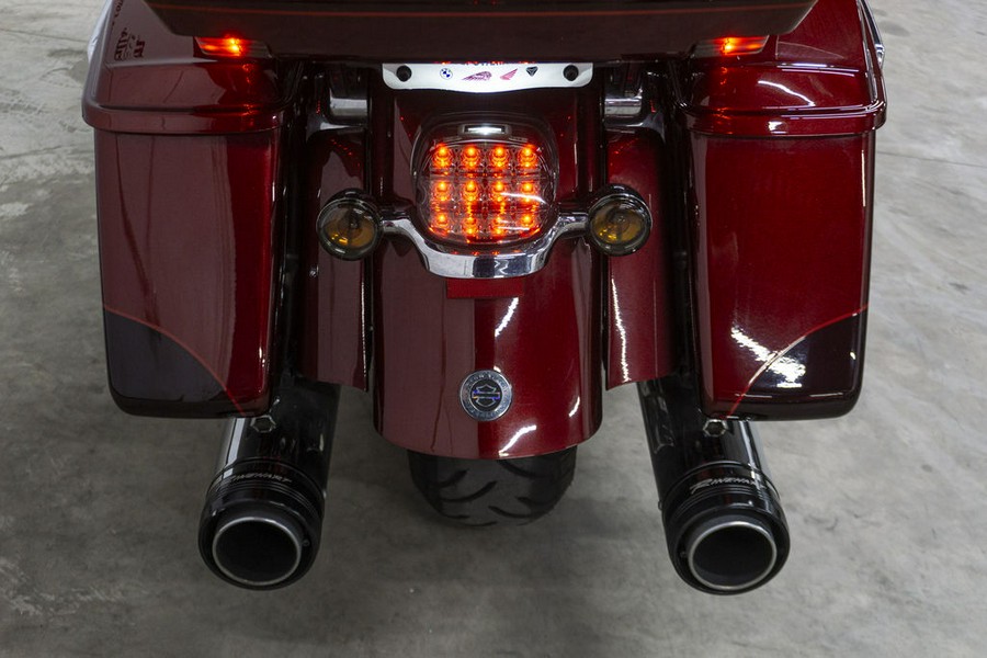 2015 Harley-Davidson® FLTRUSE - CVO™ Road Glide® Ultra