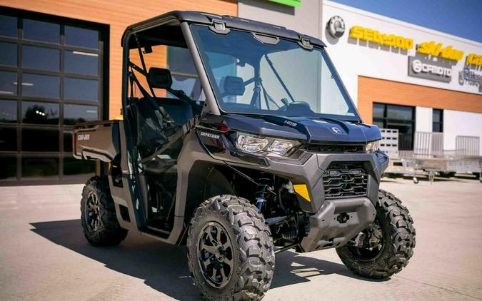 2024 Can-Am® Defender DPS HD9 Timeless Black