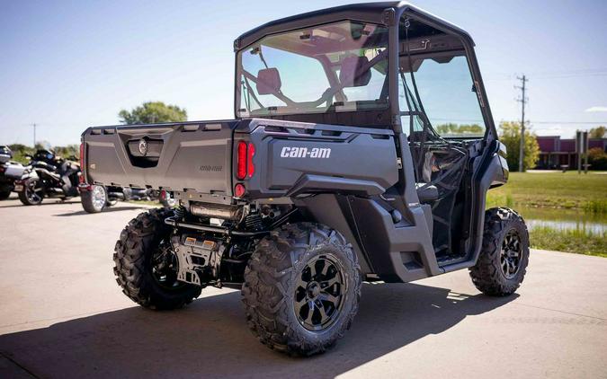 2024 Can-Am® Defender DPS HD9 Timeless Black