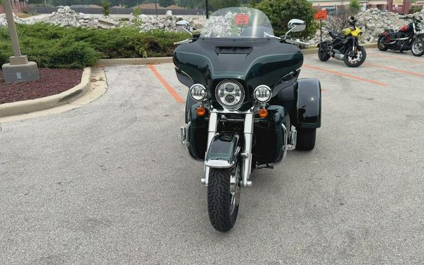 2024 Harley-Davidson® Tri Glide® Ultra Alpine Green / Vivid Black
