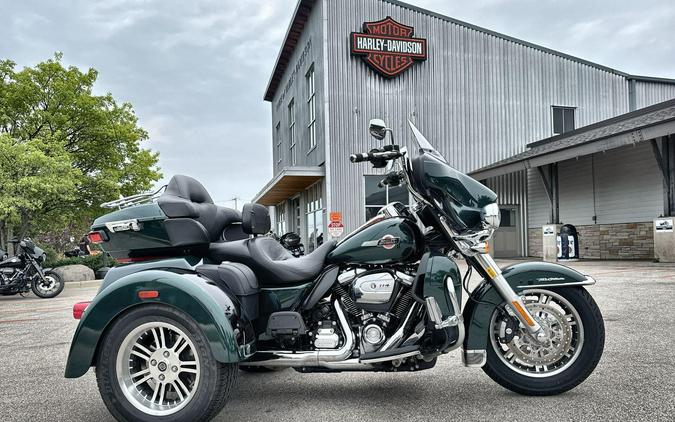 2024 Harley-Davidson® Tri Glide® Ultra Alpine Green / Vivid Black