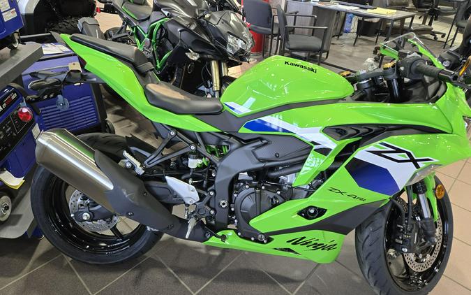 2026 KAWASAKI NINJA ZX-4RR ABS