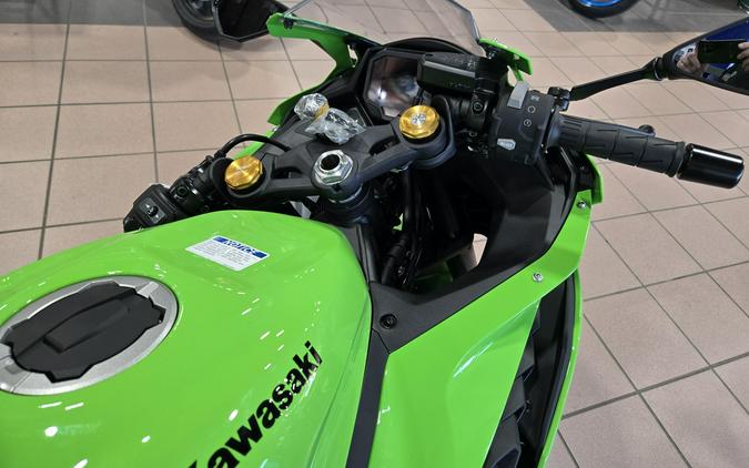 2026 KAWASAKI NINJA ZX-4RR ABS