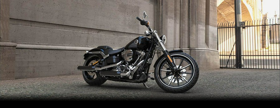 2016 Harley-Davidson® Breakout® Vivid Black FXSB