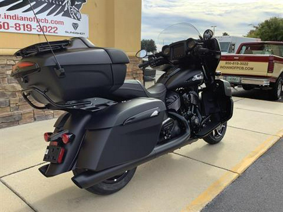 2024 Indian Motorcycle Roadmaster® Dark Horse® with PowerBand Audio Package