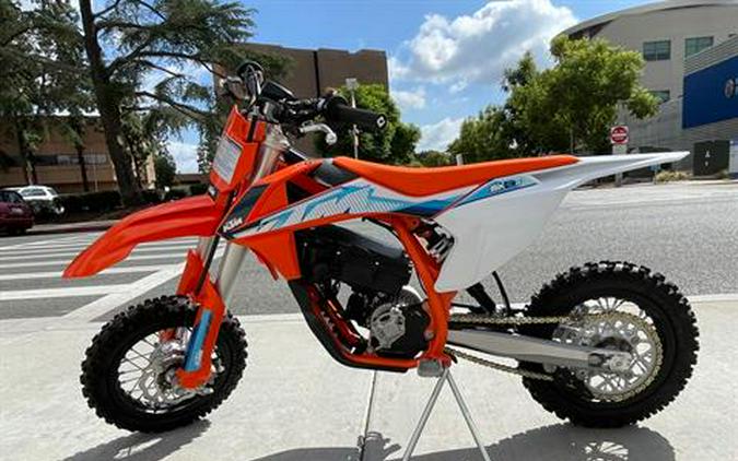 2024 KTM SX-E 3