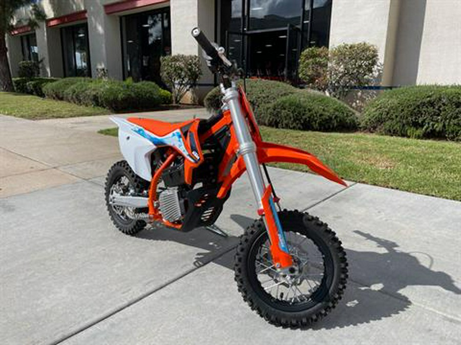 2024 KTM SX-E 3