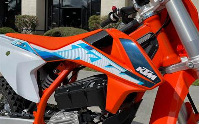 2024 KTM SX-E 3