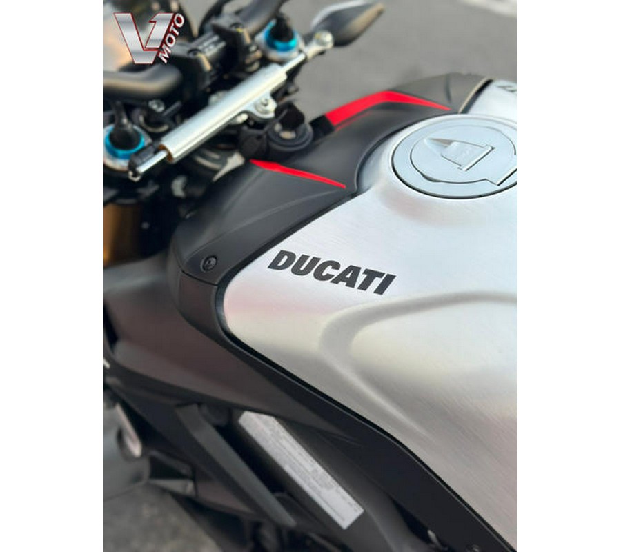 2023 Ducati Streetfighter V4 SP2 Winter Test