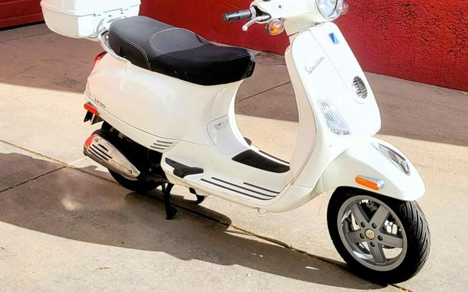 2010 Vespa LX 50