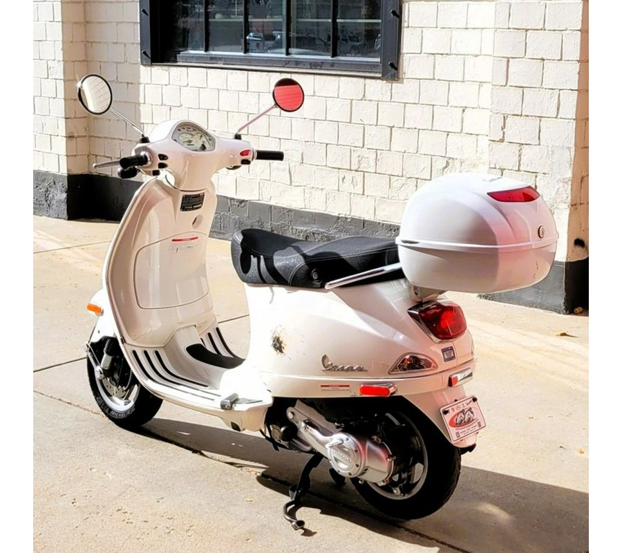 2010 Vespa LX 50