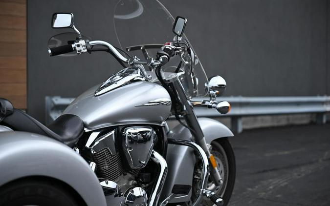 2009 Honda® VTX1300 R