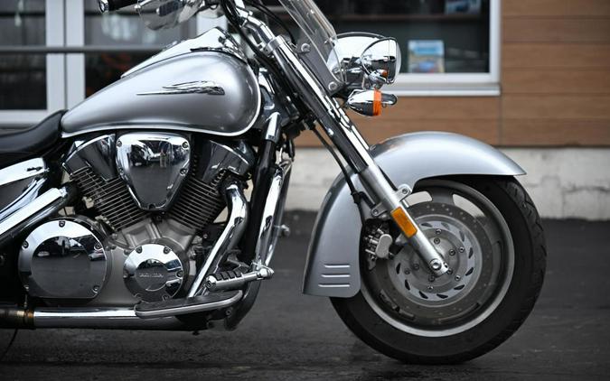 2009 Honda® VTX1300 R