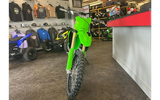 2026 KX™ 450 - Kawasaki