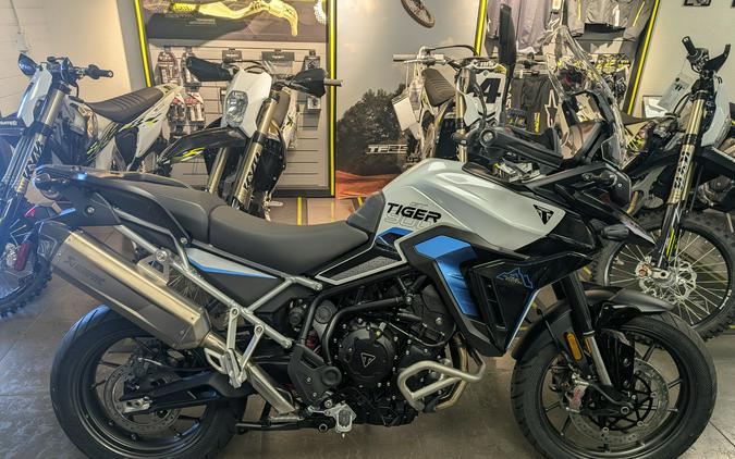 2026 Triumph Tiger 900 Alpine Edition
