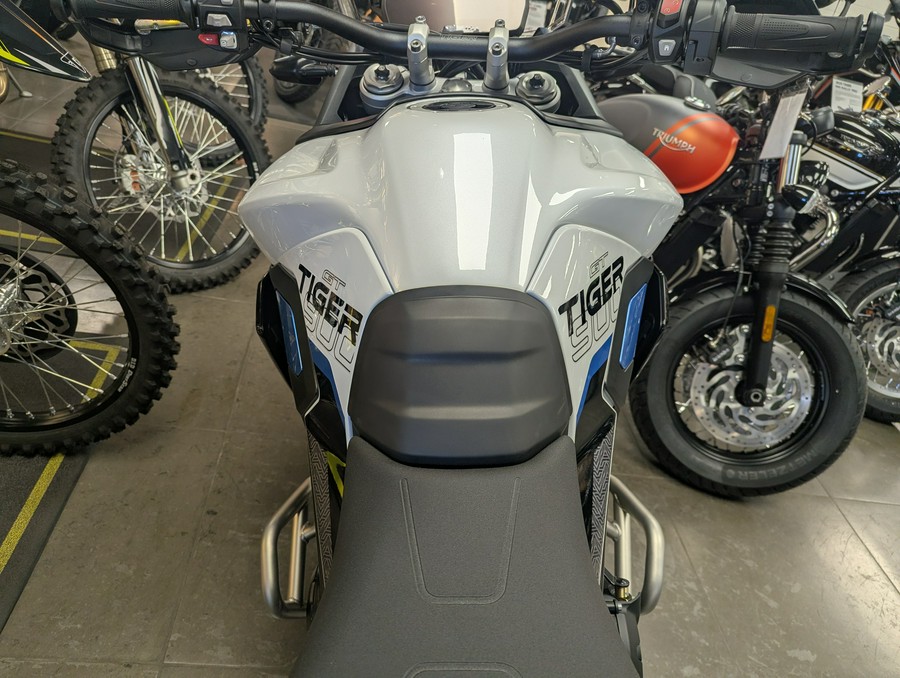 2026 Triumph Tiger 900 Alpine Edition
