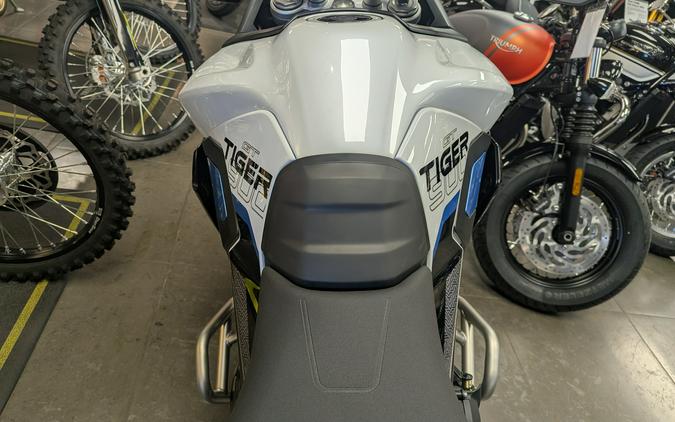 2026 Triumph Tiger 900 Alpine Edition