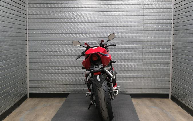 2026 HONDA CB650R E-CLUTCH