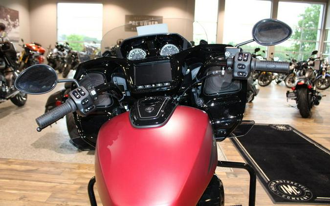 2026 Indian Motorcycle® Challenger® Dark Horse® Sunset Red Smoke