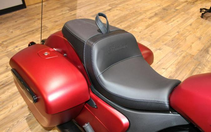 2026 Indian Motorcycle® Challenger® Dark Horse® Sunset Red Smoke