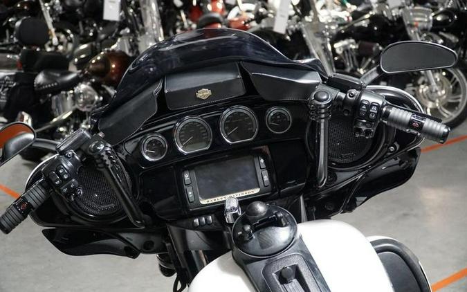 2016 Harley-Davidson® FLHTKL - Ultra Limited Low