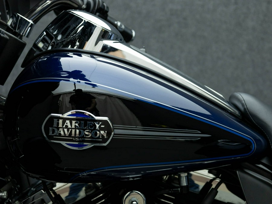 2013 HARLEY DAVIDSON FLHTCUTG TRI GLIDE ULTRA CLASSIC TRIKE