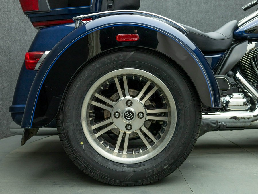 2013 HARLEY DAVIDSON FLHTCUTG TRI GLIDE ULTRA CLASSIC TRIKE