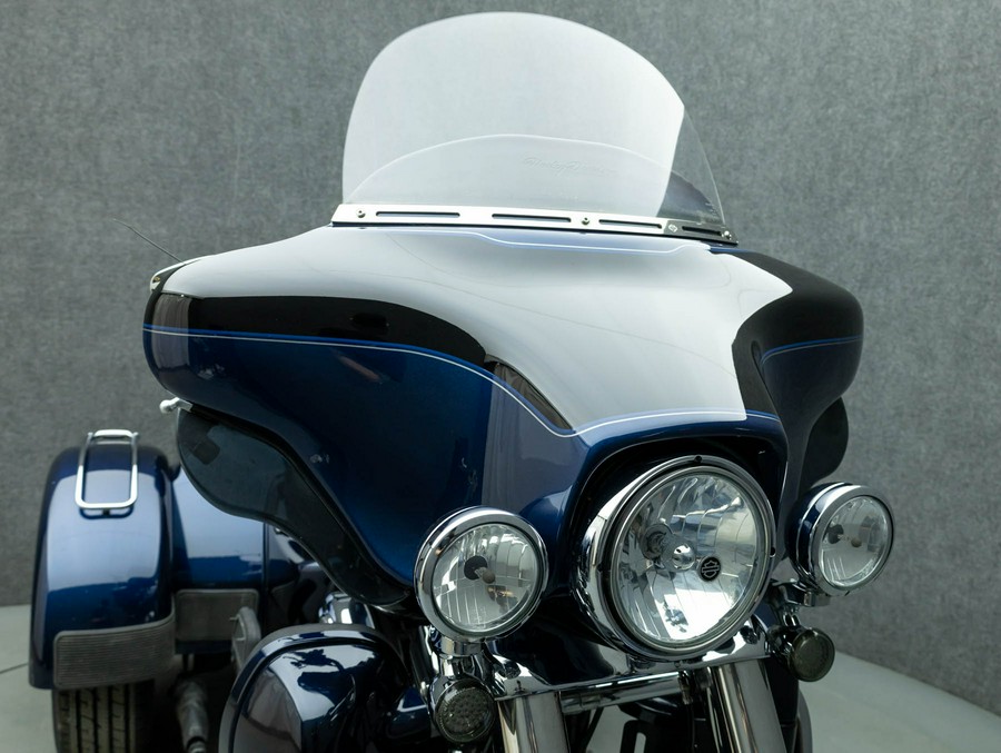 2013 HARLEY DAVIDSON FLHTCUTG TRI GLIDE ULTRA CLASSIC TRIKE