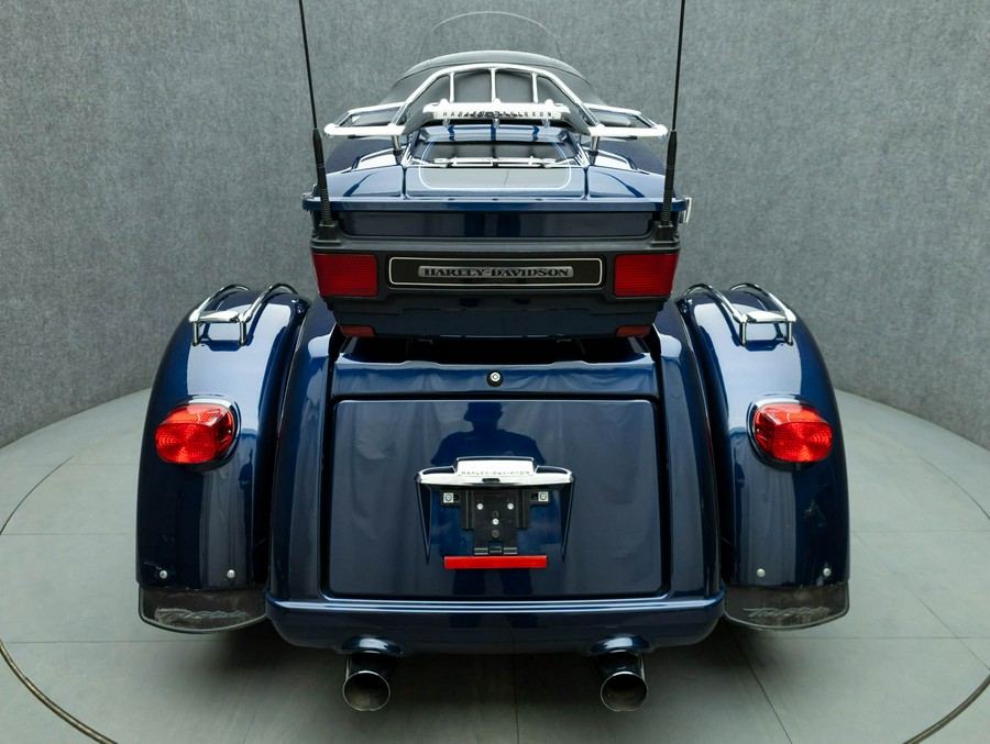 2013 HARLEY DAVIDSON FLHTCUTG TRI GLIDE ULTRA CLASSIC TRIKE