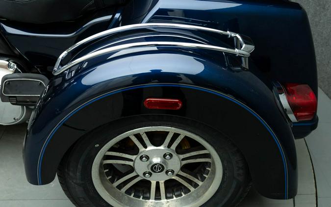 2013 HARLEY DAVIDSON FLHTCUTG TRI GLIDE ULTRA CLASSIC TRIKE