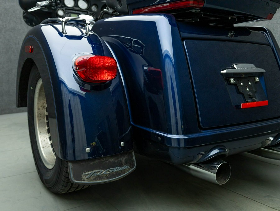 2013 HARLEY DAVIDSON FLHTCUTG TRI GLIDE ULTRA CLASSIC TRIKE